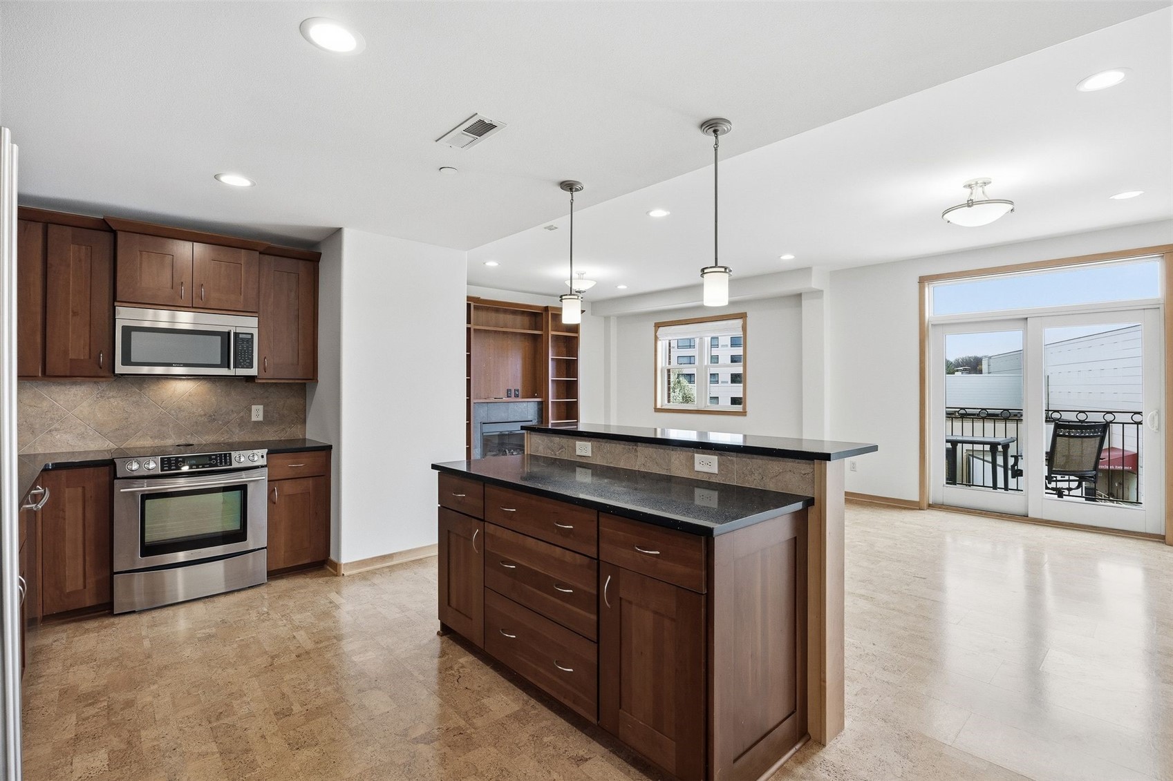 847 Quarry Road Coralville IA 52241
