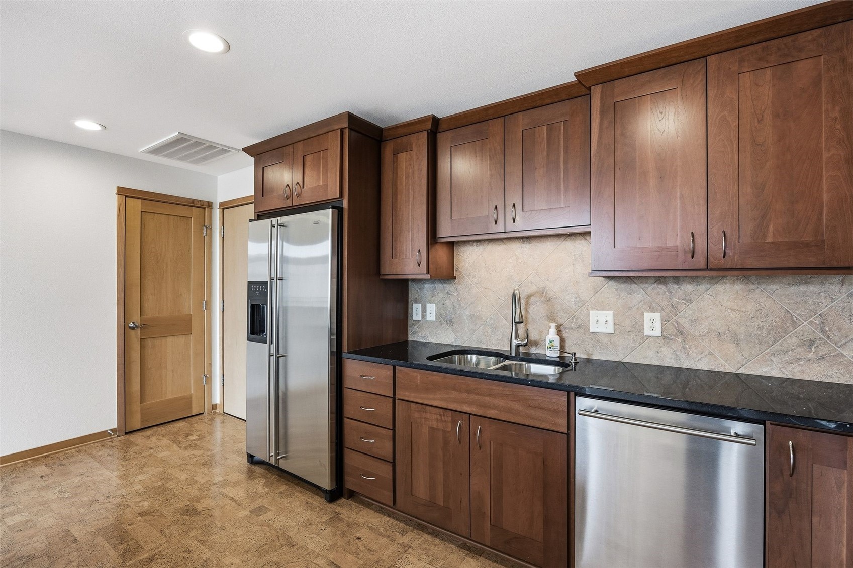847 Quarry Road Coralville IA 52241