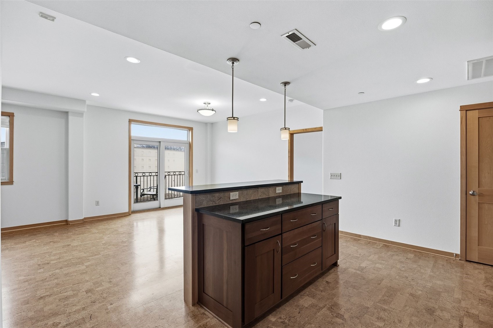 847 Quarry Road Coralville IA 52241