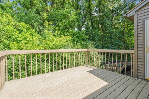3720 Timberline Drive NE Cedar Rapids IA 52402