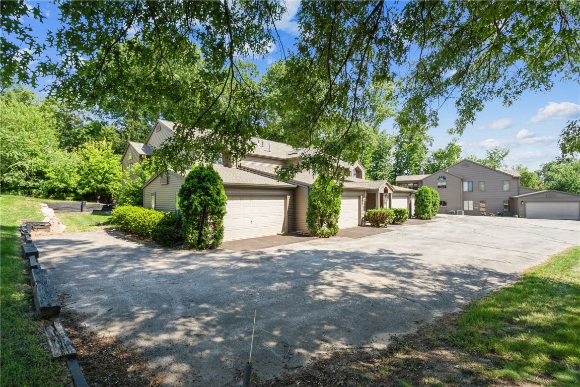 3720 Timberline Drive NE Cedar Rapids IA 52402