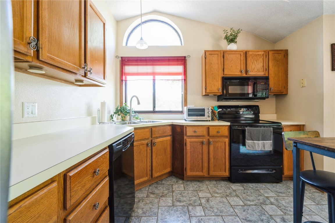 3720 Timberline Drive NE Cedar Rapids IA 52402