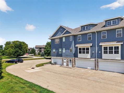420 Glenmoor Place North Liberty IA 52317