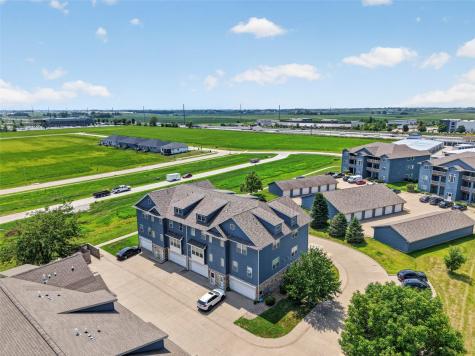 420 Glenmoor Place North Liberty IA 52317
