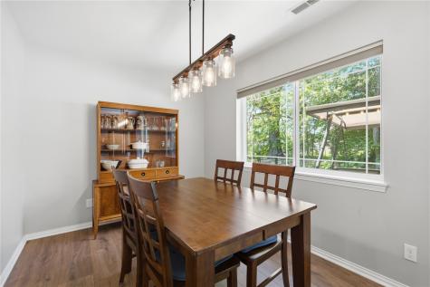 2758 O Avenue NW Cedar Rapids IA 52405
