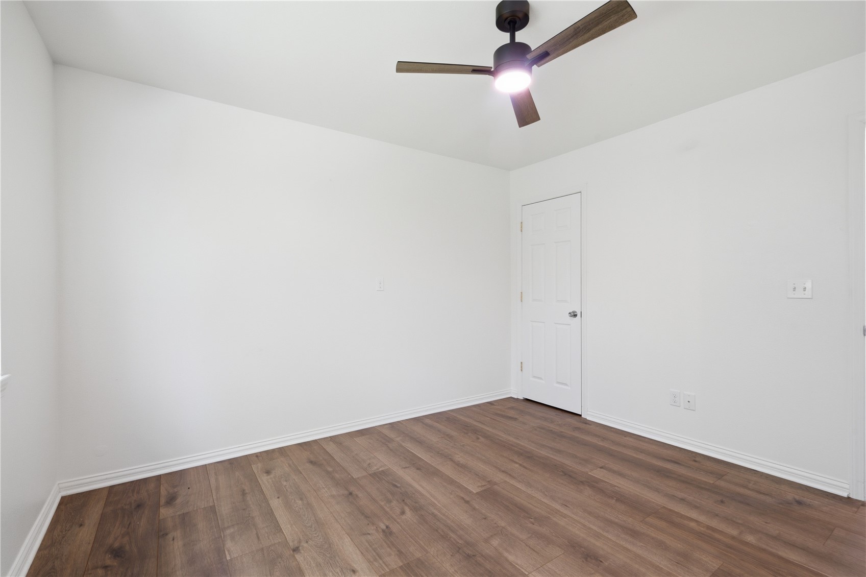 2758 O Avenue NW Cedar Rapids IA 52405