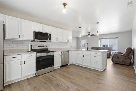2758 O Avenue NW Cedar Rapids IA 52405