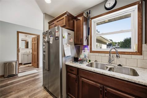 209 1st Street SW Hopkinton IA 52237