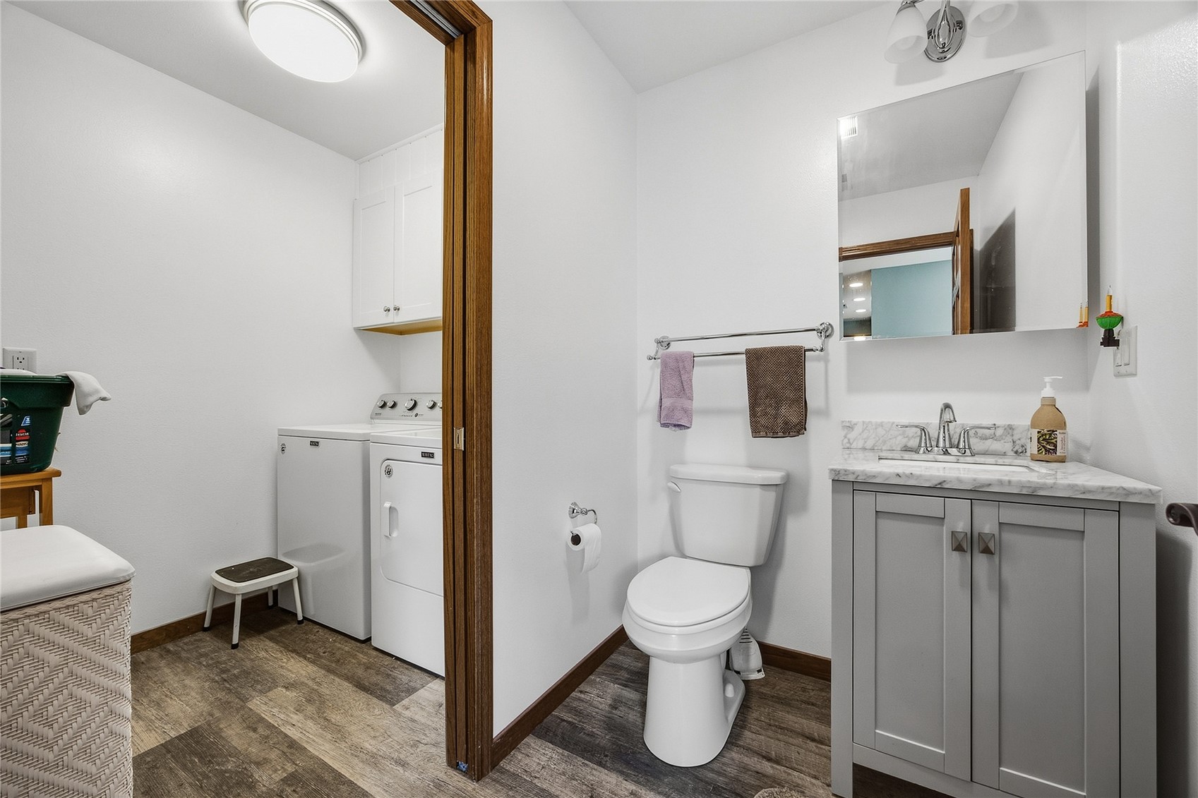 209 1st Street SW Hopkinton IA 52237