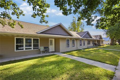 209 1st Street SW Hopkinton IA 52237