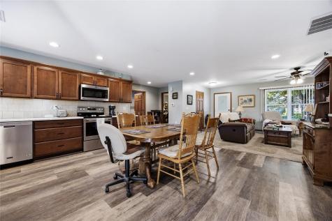 209 1st Street SW Hopkinton IA 52237
