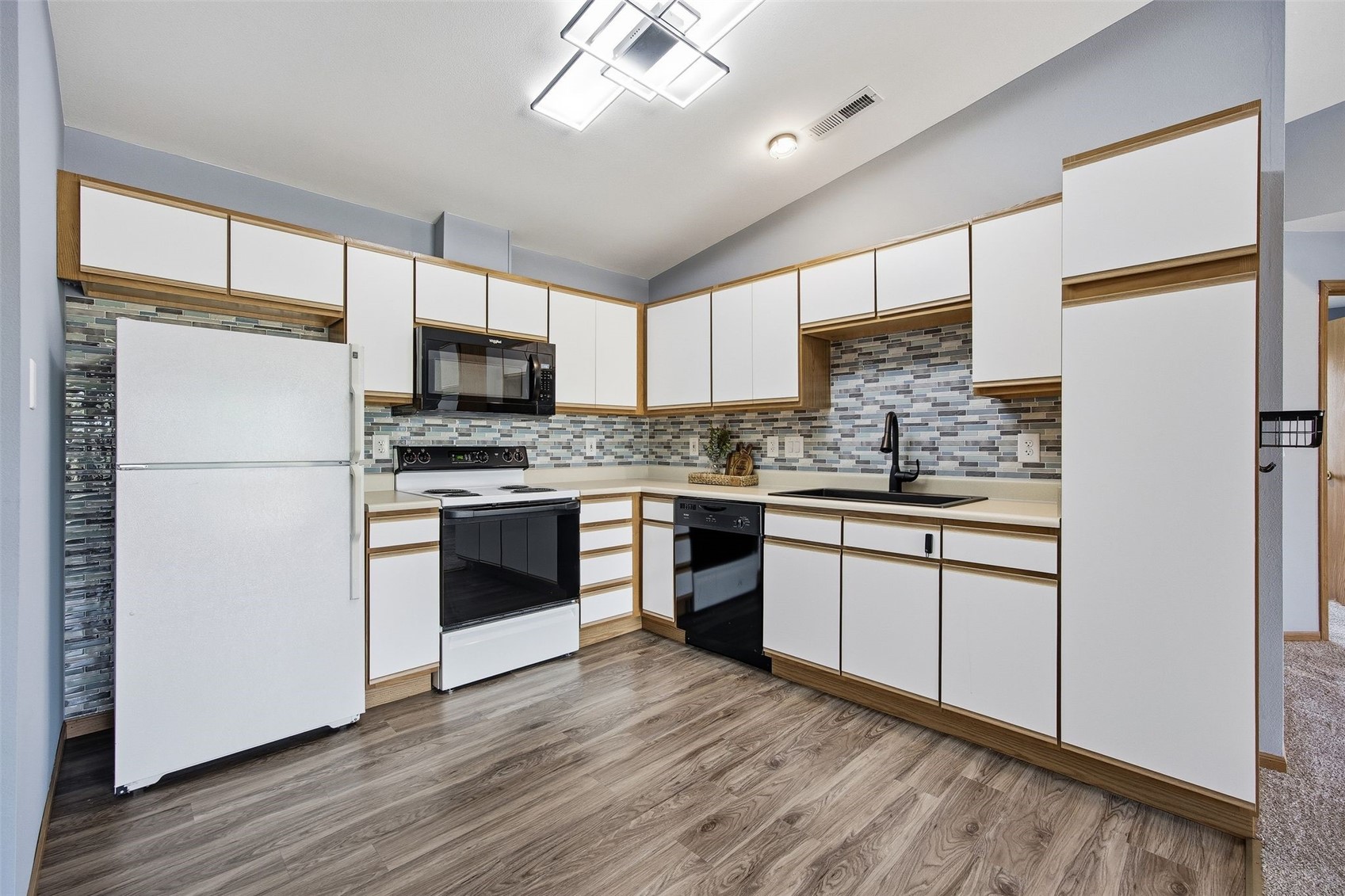 4525 1st Avenue SW Cedar Rapids IA 52404