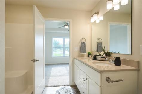 7104 Waterview Drive Cedar Rapids IA 52404
