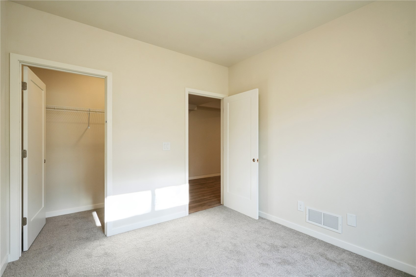 7104 Waterview Drive Cedar Rapids IA 52404
