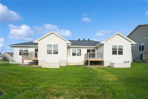 7104 Waterview Drive Cedar Rapids IA 52404