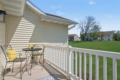 4019 Summerfield Lane NE Cedar Rapids IA 52402
