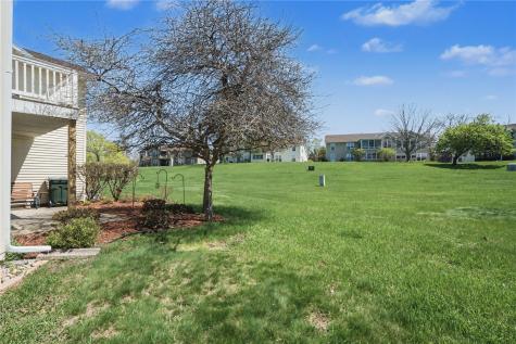 4019 Summerfield Lane NE Cedar Rapids IA 52402