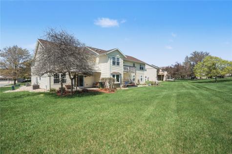 4019 Summerfield Lane NE Cedar Rapids IA 52402