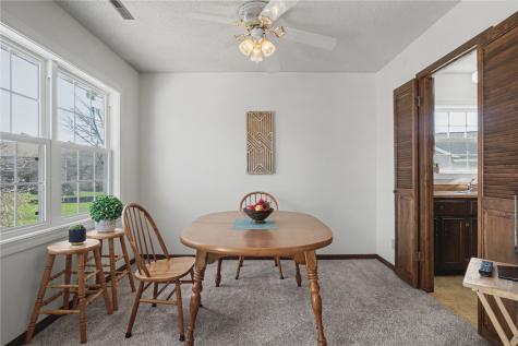 4019 Summerfield Lane NE Cedar Rapids IA 52402