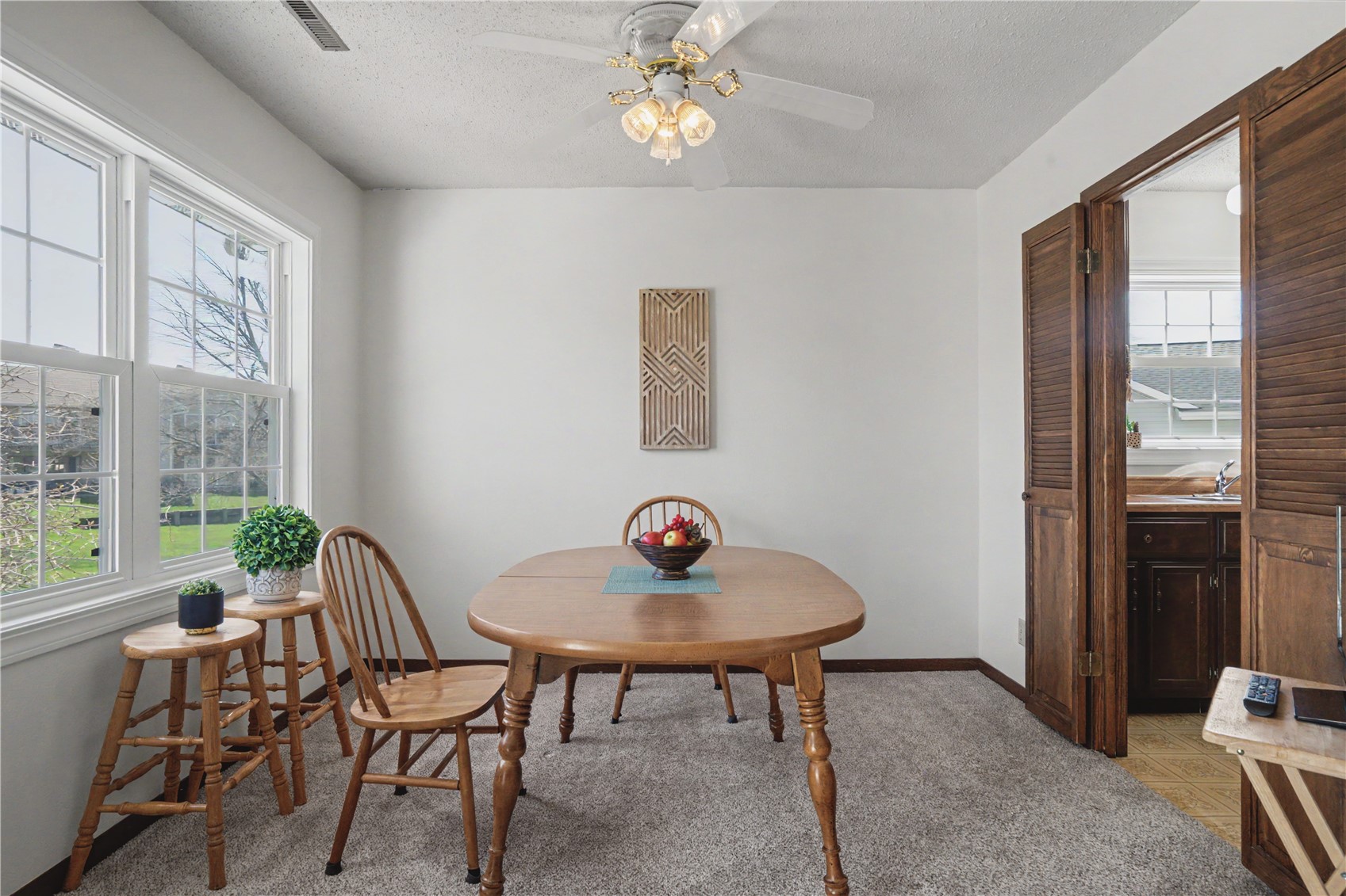 4019 Summerfield Lane NE Cedar Rapids IA 52402
