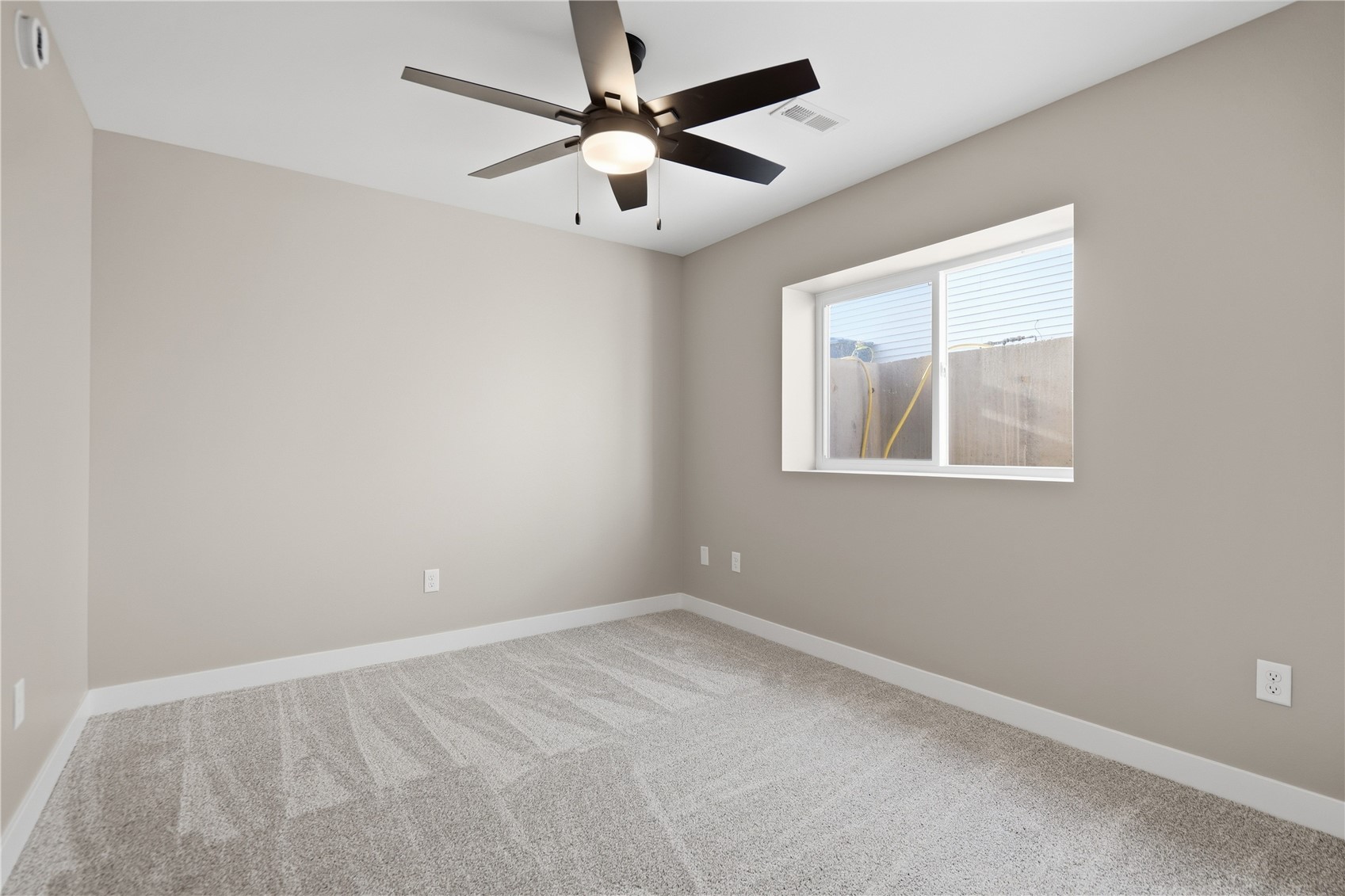 1514 Redwood Drive Muscatine IA 52761