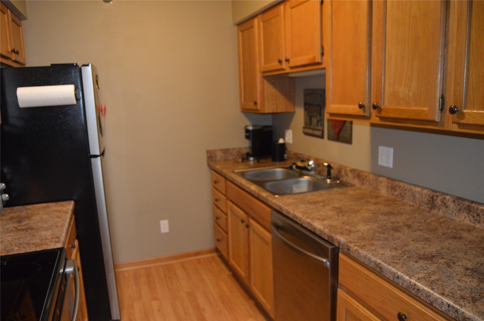454 West Side Drive Iowa City IA 52245