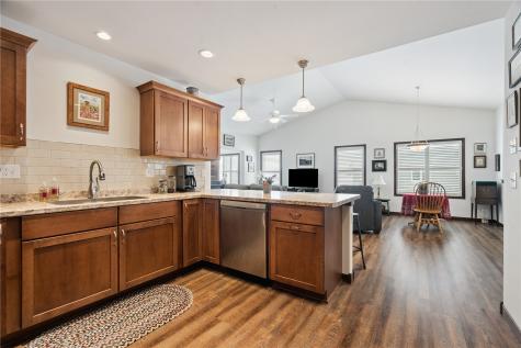 3711 Bluebird Drive SW Cedar Rapids IA 52404
