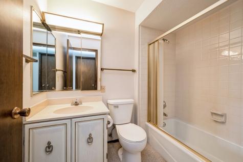809 Kerry Lane SE Cedar Rapids IA 52403