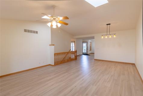 3220 Sunburst Avenue Marion IA 52302