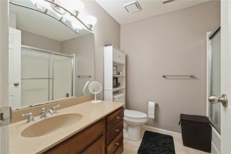3801 Lexington Drive NE Cedar Rapids IA 52402