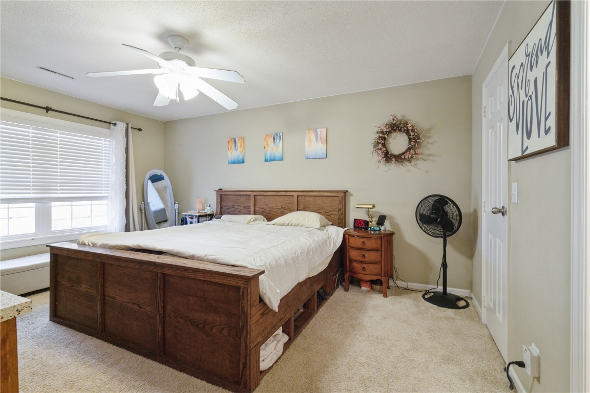 3801 Lexington Drive NE Cedar Rapids IA 52402