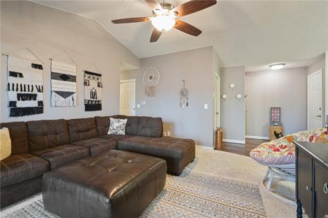 3801 Lexington Drive NE Cedar Rapids IA 52402