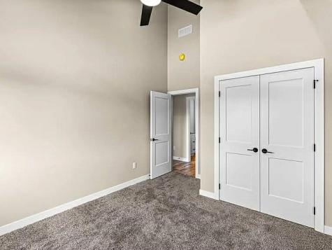 407 E Main Street Solon IA 52333