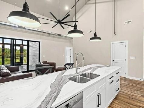 407 E Main Street Solon IA 52333