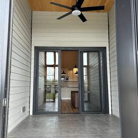 407 E Main Street Solon IA 52333