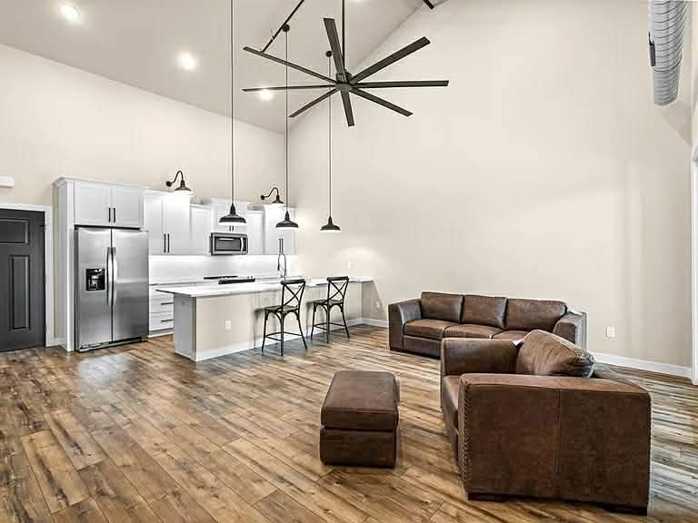 407 E Main Street Solon IA 52333