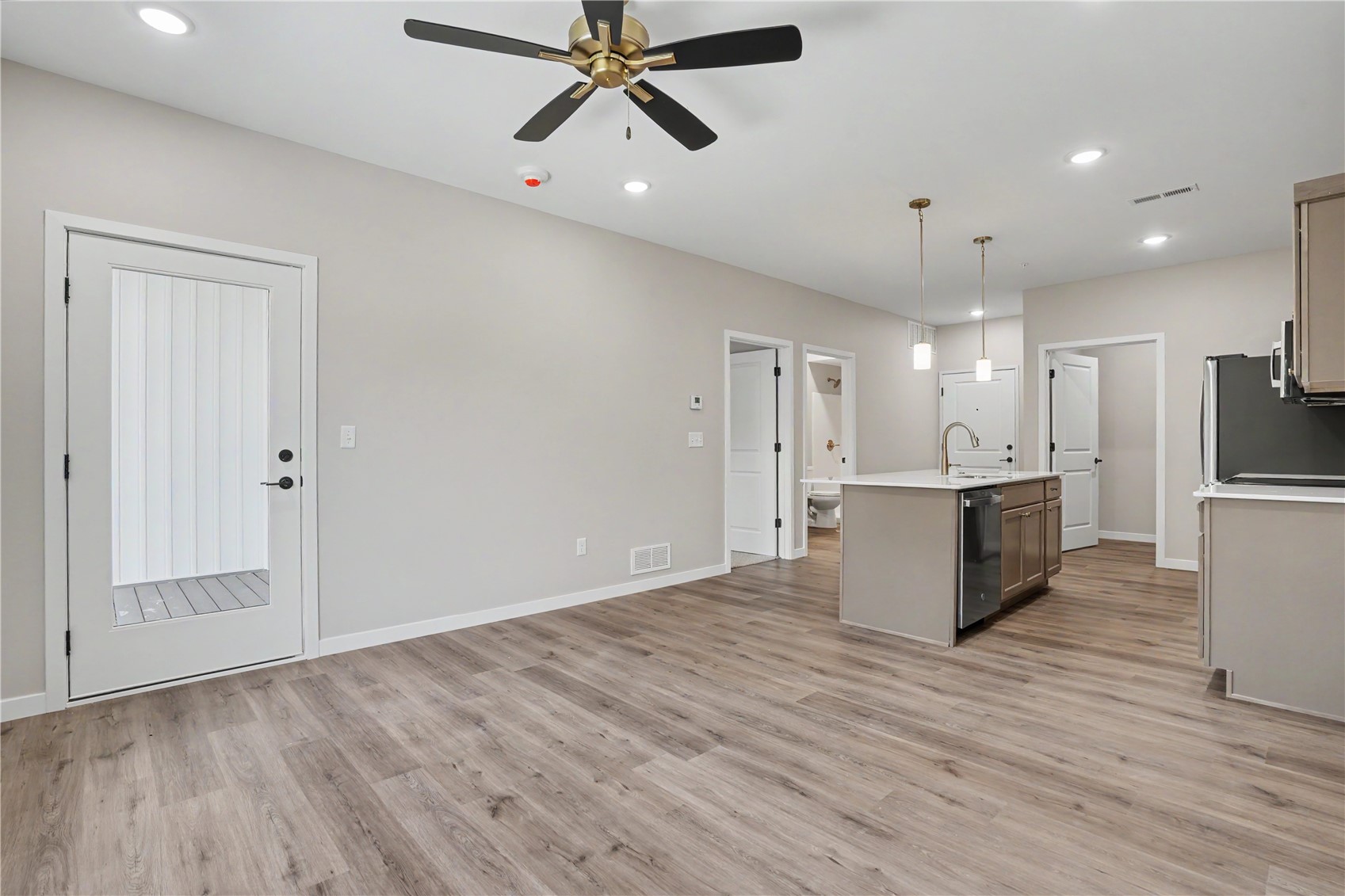 4428 Deer Creek River Iowa City IA 52246