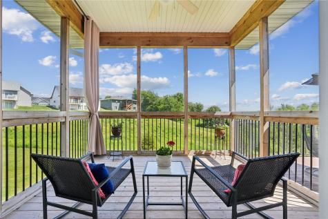 916 Summit Court Tiffin IA 52340