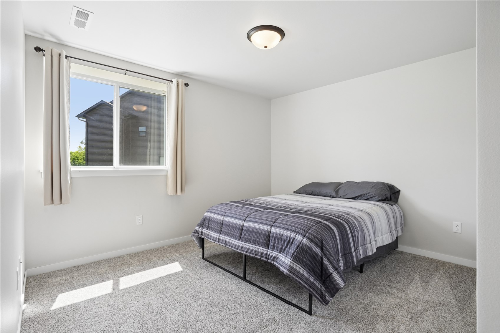 916 Summit Court Tiffin IA 52340