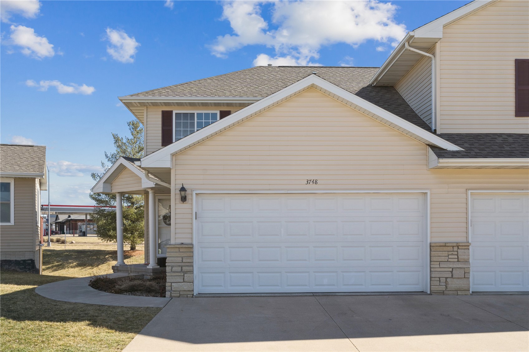 3748 Stoneview Circle SW Cedar Rapids IA 52404