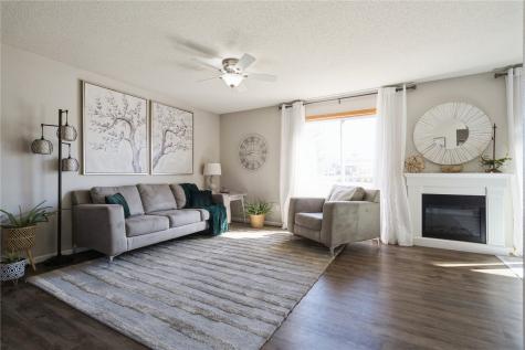 3748 Stoneview Circle SW Cedar Rapids IA 52404
