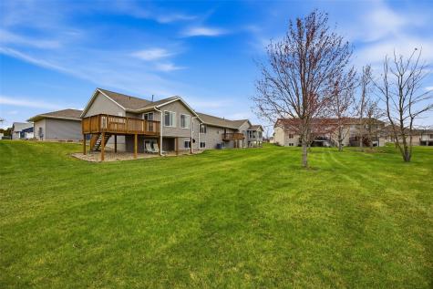 2346 49th Street Court Marion IA 52302