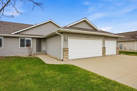 2346 49th Street Court Marion IA 52302