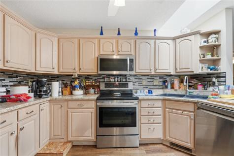 140 35th Street Drive SE Cedar Rapids IA 52403