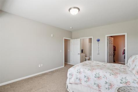 3550 Stone Creek Circle SW Cedar Rapids IA 52404