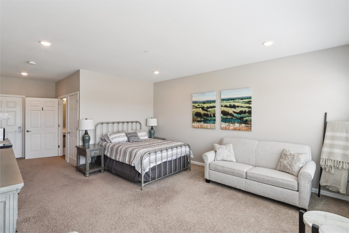 3550 Stone Creek Circle SW Cedar Rapids IA 52404