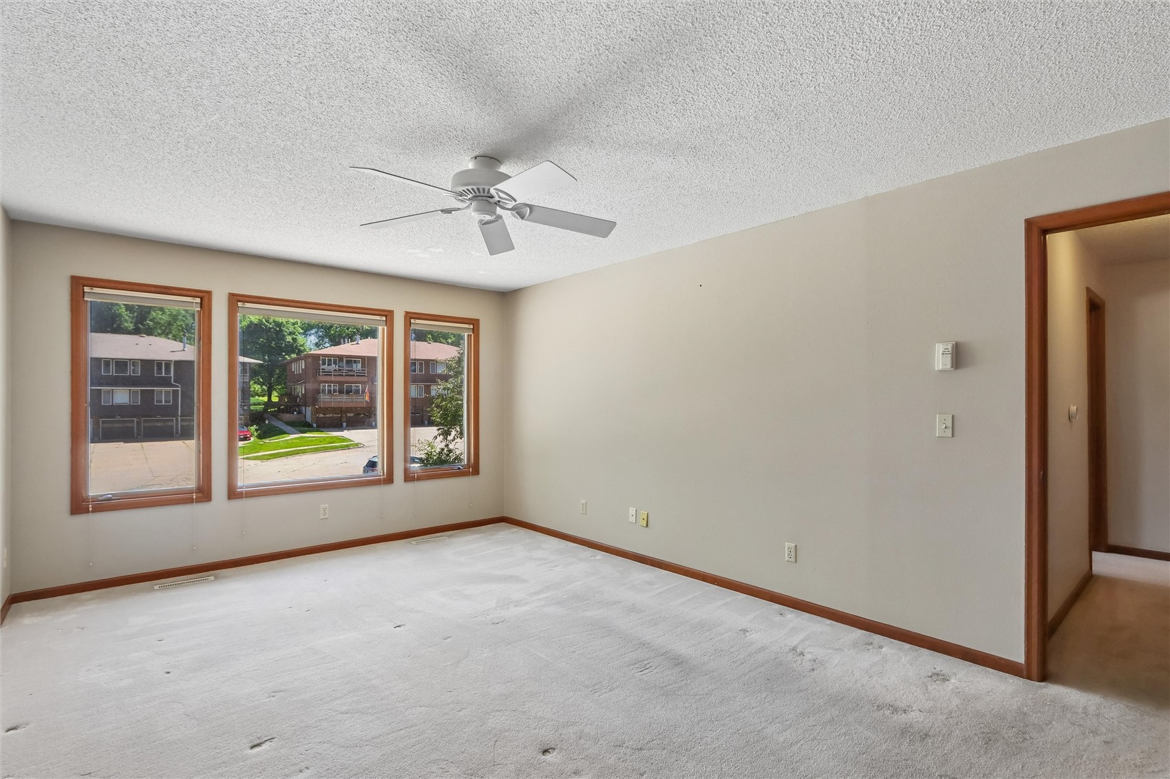 1716 Pikes Peak Court NE Cedar Rapids IA 52402