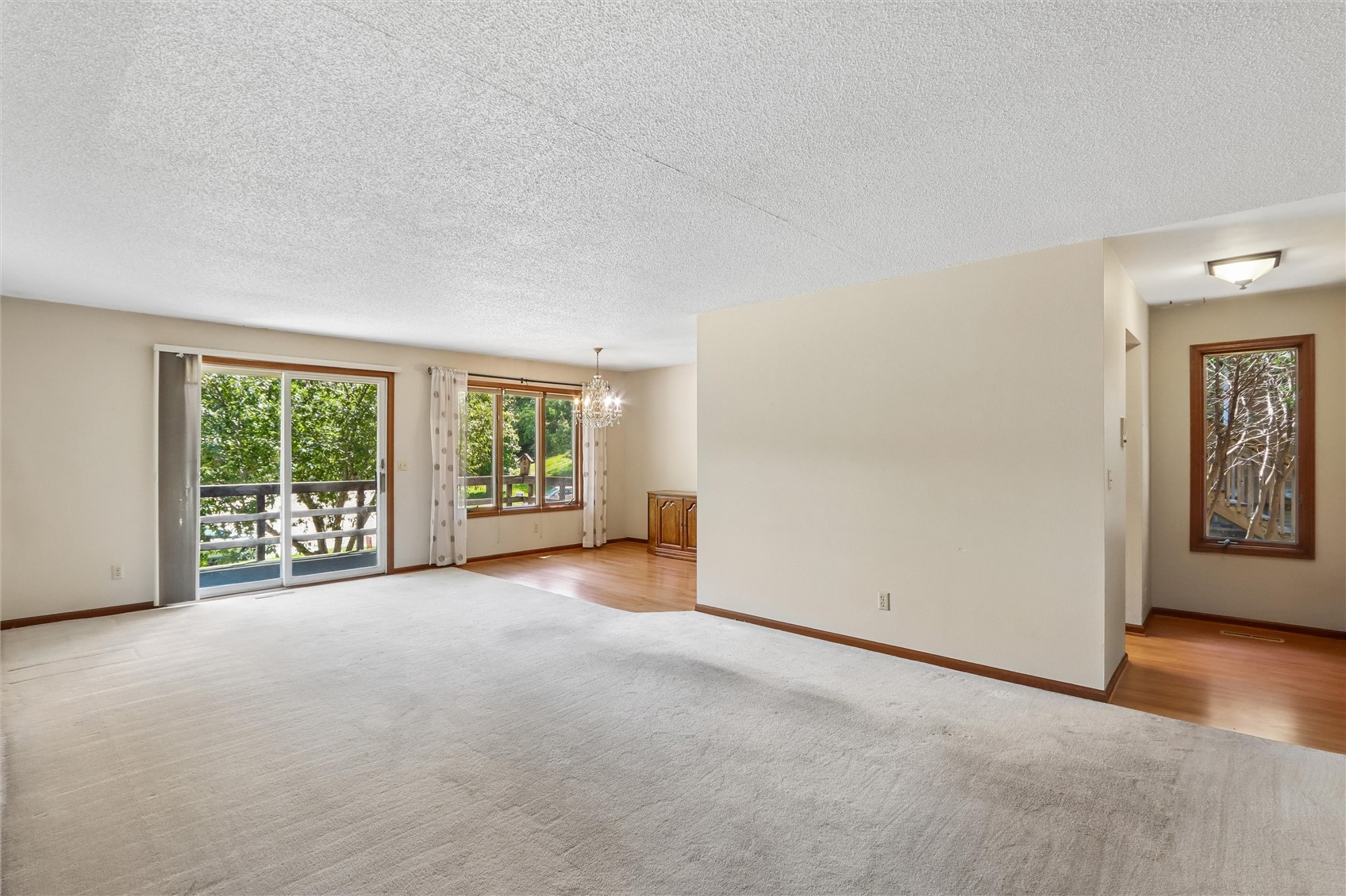 1716 Pikes Peak Court NE Cedar Rapids IA 52402