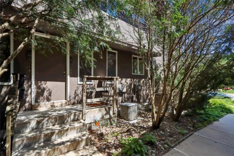 1716 Pikes Peak Court NE Cedar Rapids IA 52402