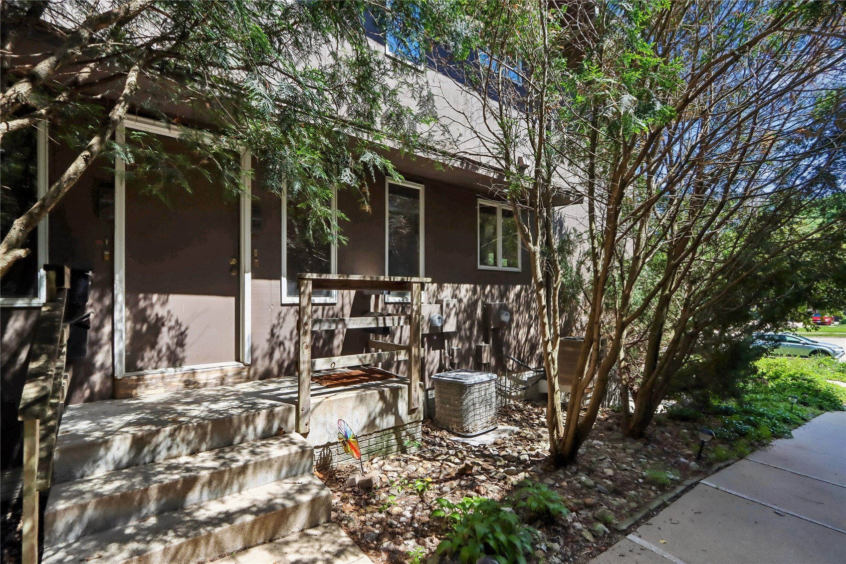 1716 Pikes Peak Court NE Cedar Rapids IA 52402